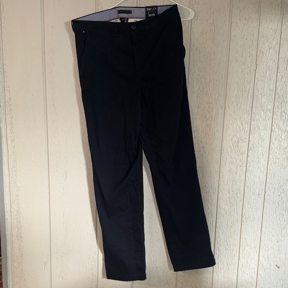 Tommy Hilfiger Men's Navy Chinos